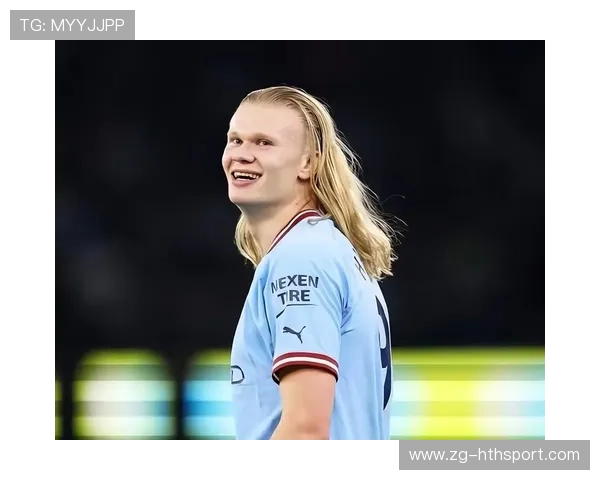 哈兰德射门动作干净利落